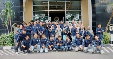 Kunjungan Industri Mahasiswa Bimbingan Penyuluhan Islam UIN Walisongo ke PT Victoria Care Indonesia (Oemah Herborist): Belajar Etika Bisnis Halal dan Inovasi Produk Alami